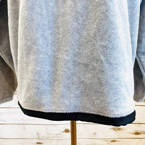 OLD NAVY Men Long Sleeve Partial Zip-Up Gray Collared Fleece Shirt Size Medium - Picture 3 of 12